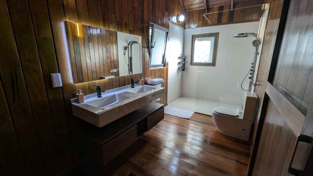 PXL_20251025_202641934.MP