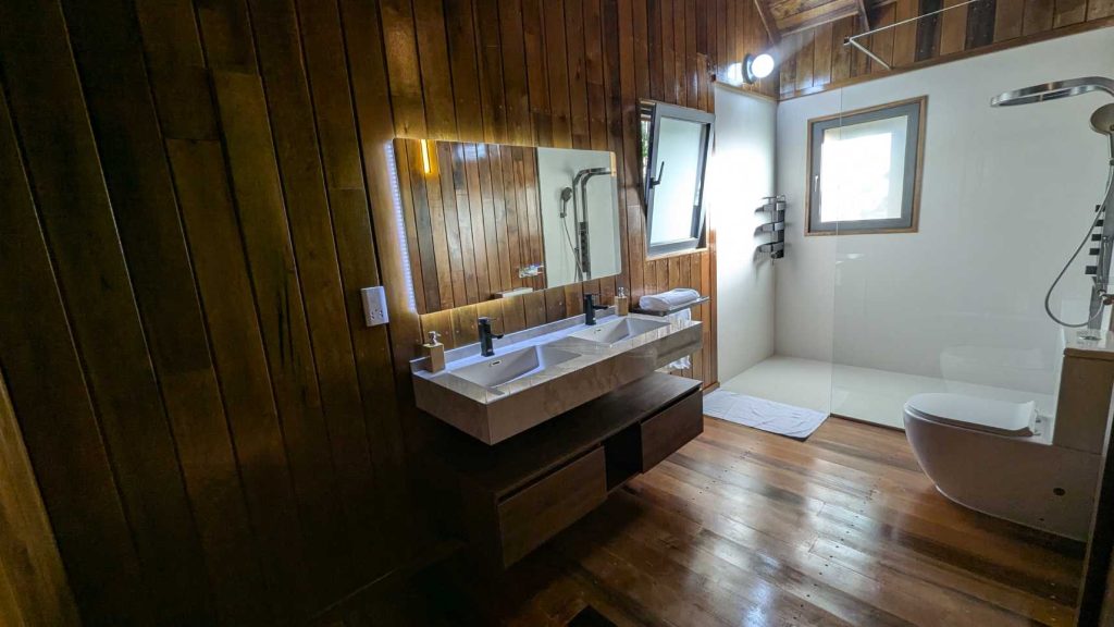 PXL_20251025_202714984.MP